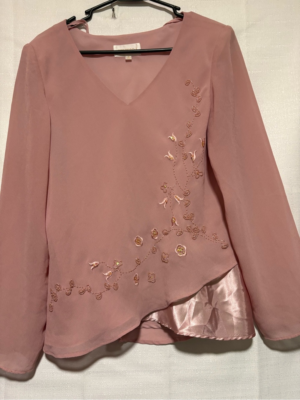 Women's Elegant Blouse Dusty-Mauve Embroidered V-Neck Shimmery Embroidery.Silky